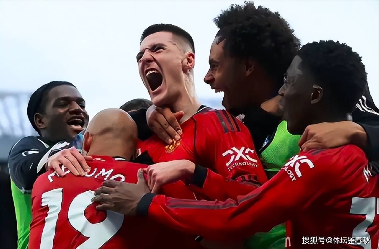 欧冠16强首回合崩盘！英超6队无一胜绩，曼联有望坐收渔翁之利